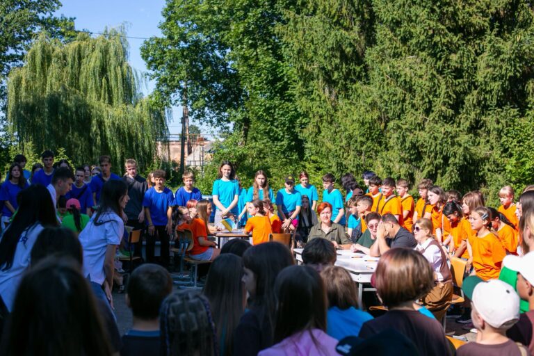 Квести, гори й нові друзі: як у «Лімниці» відпочивають діти військових та з Гуляйполя (ФОТО)
