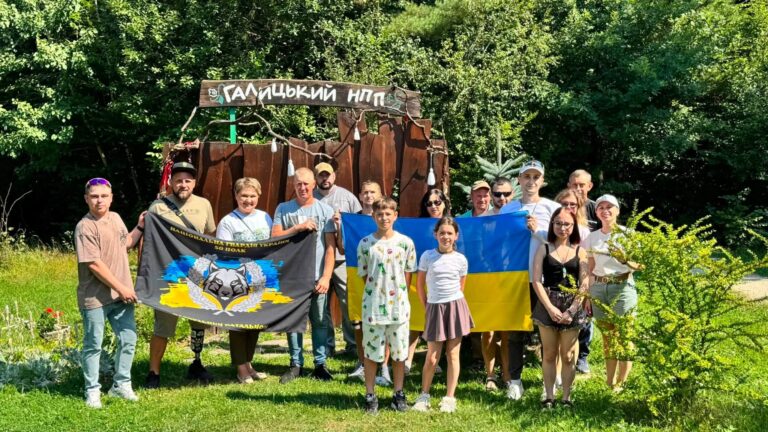 Для ветеранів та їхніх родин організували екскурсію історико-культурними локаціями Прикарпаття (ФОТО)