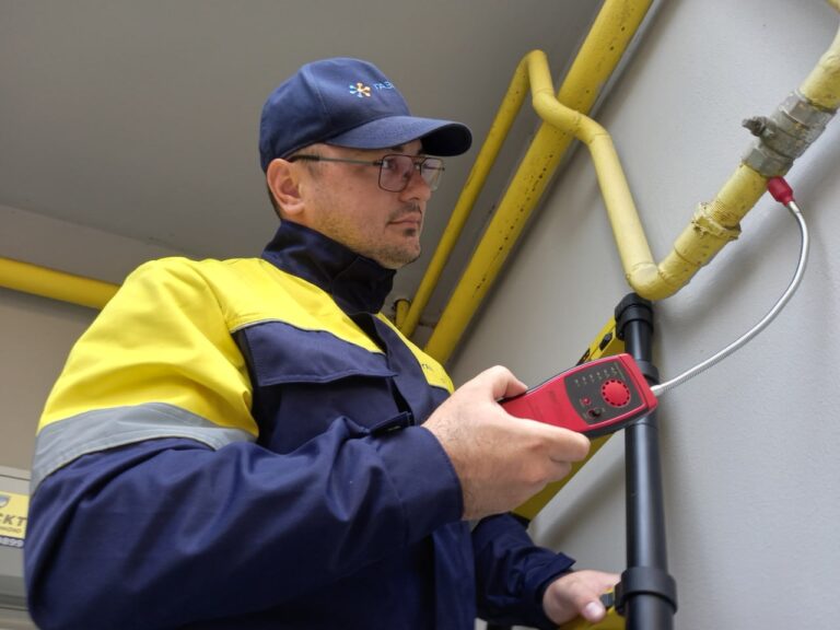 Газовики перевірили понад тисячу багатоповерхівок Прикарпаття та ліквідували 3 тисячі витоків
