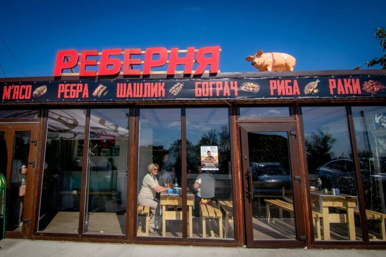 Ветеран Руслан Маринович відкрив реберню у Бурштині (ФОТО)