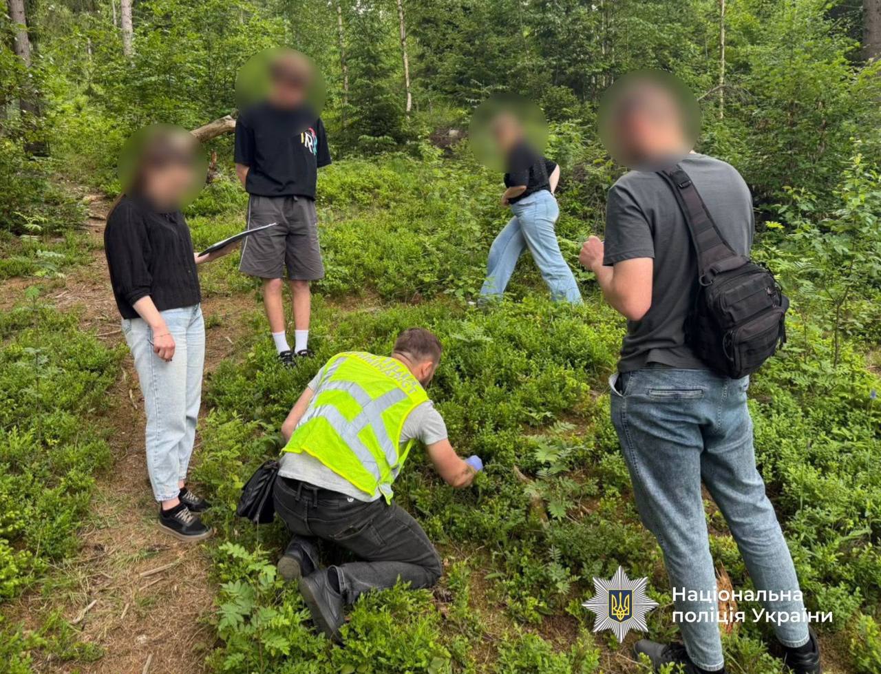 На Прикарпатті судитимуть 19-річну дівчину, яка розкладала ”закладки” в Поляниці