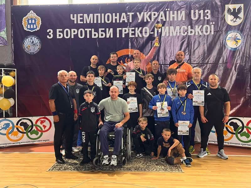 Прикарпатські спортсмени вибороли вісім медалей на чемпіонаті України U13 з греко-римської боротьби (ФОТО)