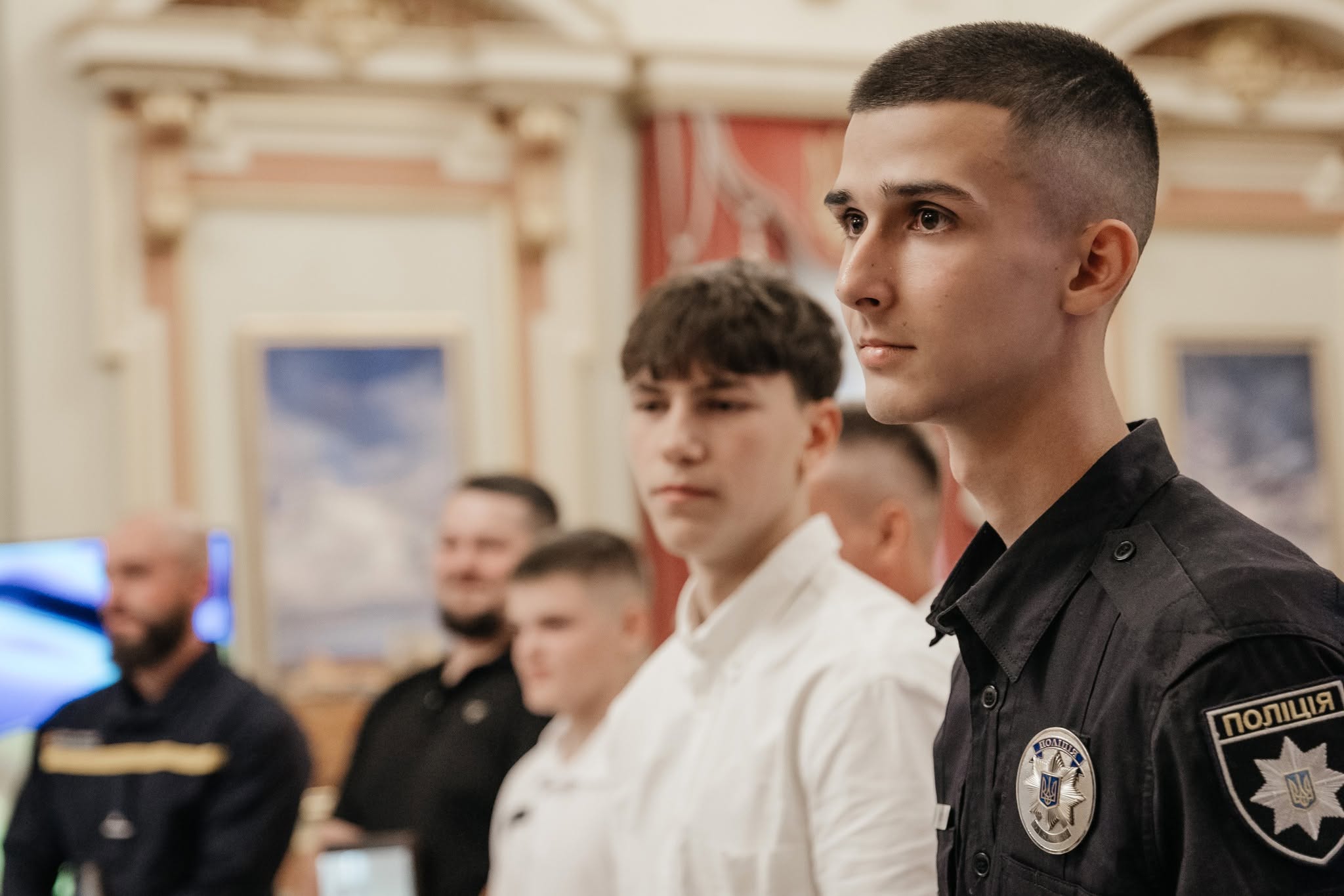 Троє прикарпатців отримали відзнаки «Герой-рятувальник року» за порятунок чотирьох дітей з-під криги у Коломиї (ФОТО)