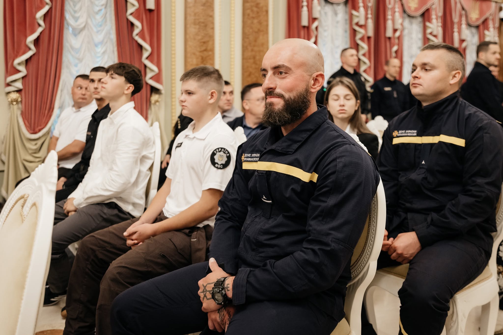 Троє прикарпатців отримали відзнаки «Герой-рятувальник року» за порятунок чотирьох дітей з-під криги у Коломиї (ФОТО)