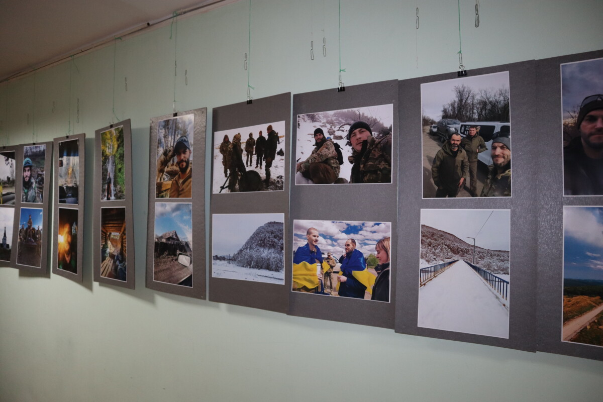 У КНУВС відкрили фотовиставку, присвячену пам’яті захисника Андрія Плитуса (ФОТО)