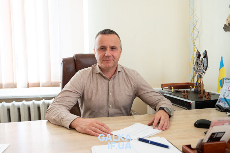 «Грошей для громади ніколи не буває багато»: розмова з головою Ямницької громади Романом Крутим про розвиток, інфраструктуру та плани на майбутнє (ФОТО)