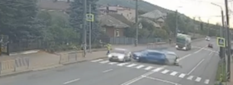 У Ямниці зіткнулися Skoda та Hyundai: постраждали двоє людей, серед них дитина (ВІДЕО)