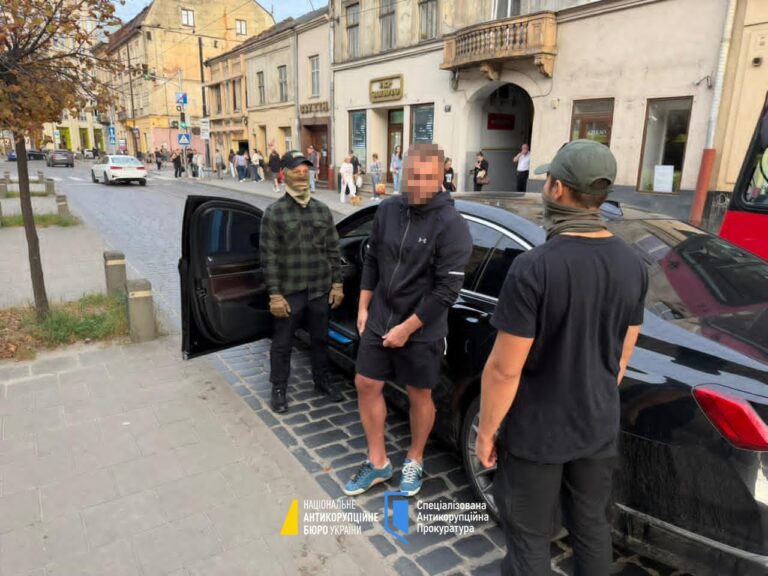 “Кришування” кол-центрів: НАБУ викрило злочинну організацію на чолі з посадовцем Офісу Генпрокурора (ФОТО, ВІДЕО)