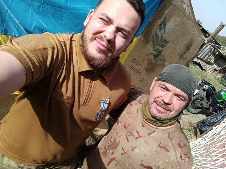 «Любіть Батьківщину не ту, де народилися, а ту, яка в серці»: розповідь Владислава Осіпова — про батька Олексія, який віддав життя за Україну (ФОТО)