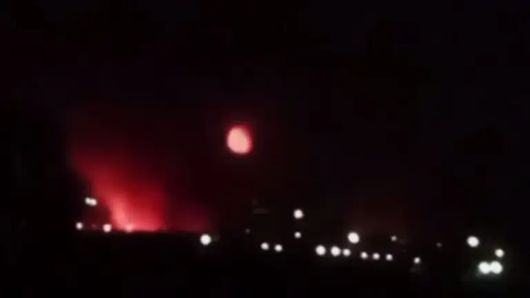 Після атаки дронів у російському порту Усть-Луга спалахнула пожежа