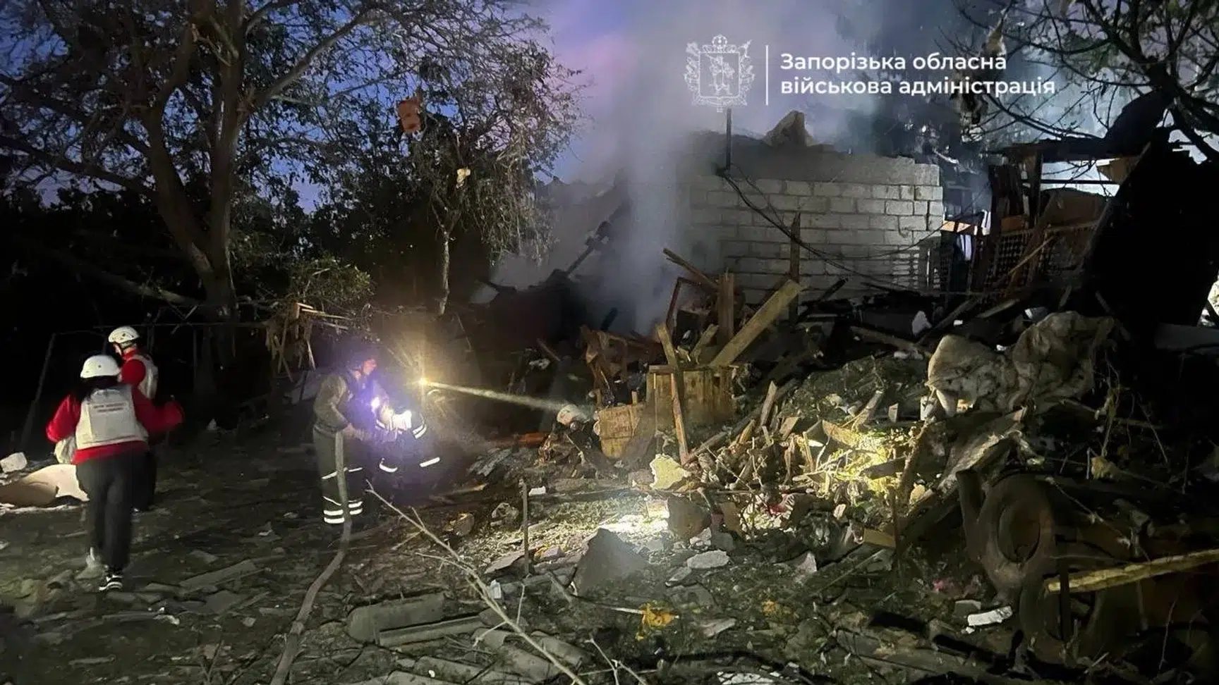 росіяни атакували Запоріжжя: під завалами будинку загинули дві жінки (ФОТО)