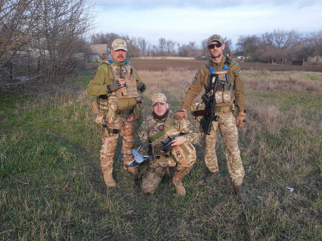 «Любіть Батьківщину не ту, де народилися, а ту, яка в серці»: розповідь Владислава Осіпова — про батька Олексія, який віддав життя за Україну (ФОТО)