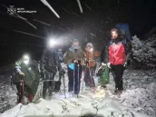 У Карпатах серед ночі рятували чотирьох туристів: одна з учасниць групи знесилилася (ФОТОФАКТ)