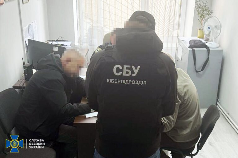 Начальника районного ТЦК та його заступника на Прикарпатті підозрюють у фіктивній «мобілізації» восьми чоловіків (ФОТО)