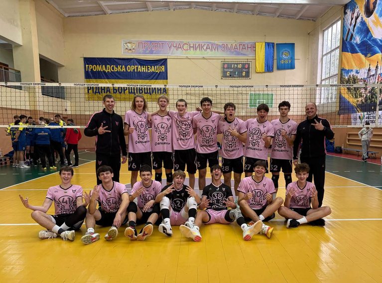 Три матчі — три перемоги: франківські волейболісти вдало стартували на чемпіонаті України (ФОТОФАКТ)