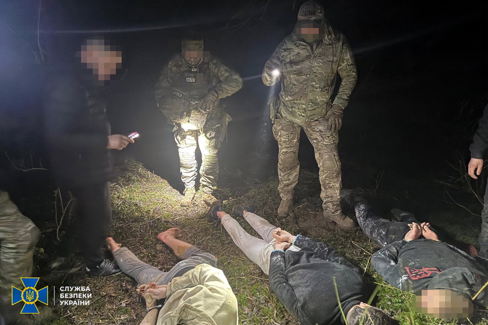Студент, два однокурсники та батько-лікар: на Прикарпатті судитимуть наркоторговців за виготовлення 160 кг амфетаміну (ФОТО)