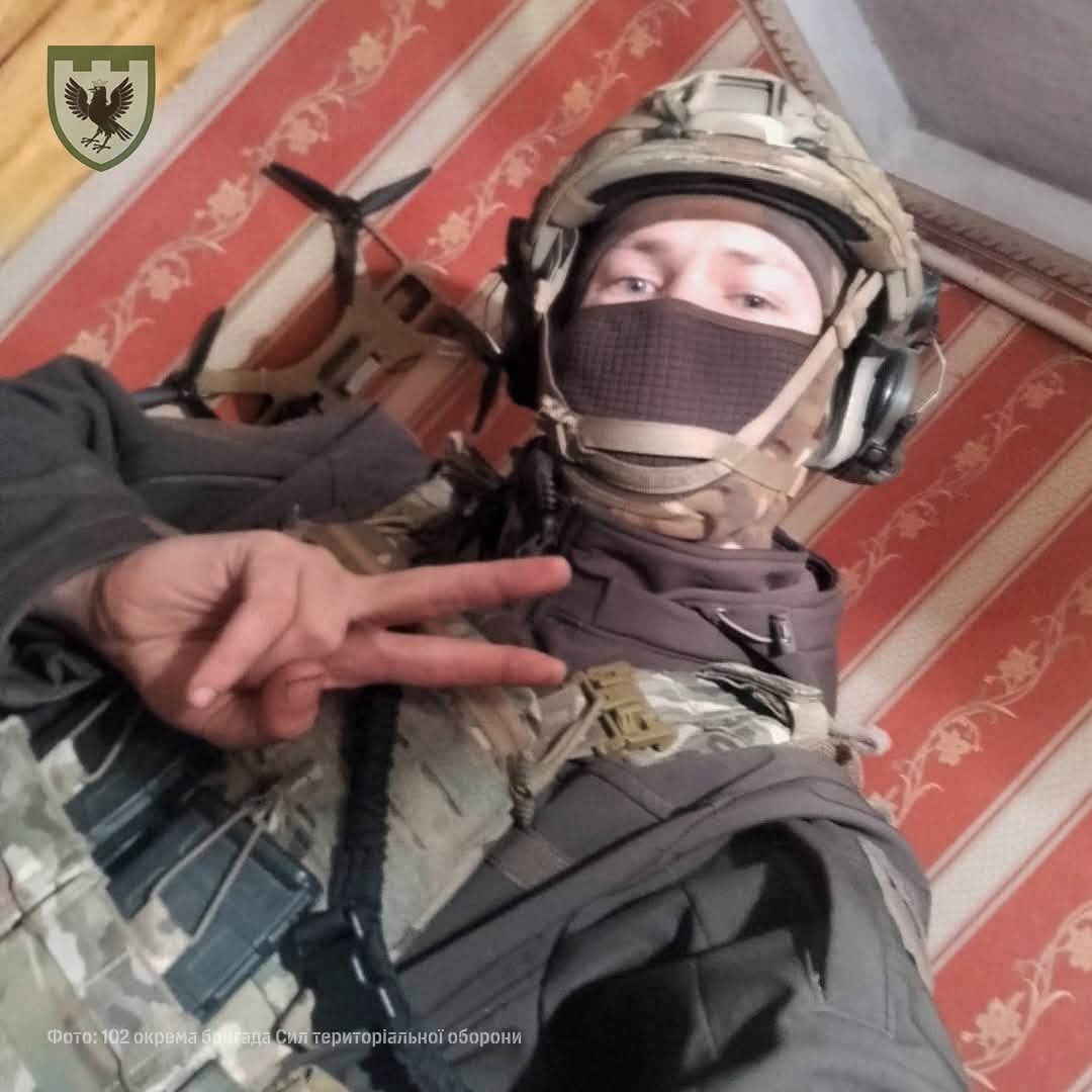 Втратив два пальці через удар FPV, але повернувся до польотів: історія бійця 102 бригади