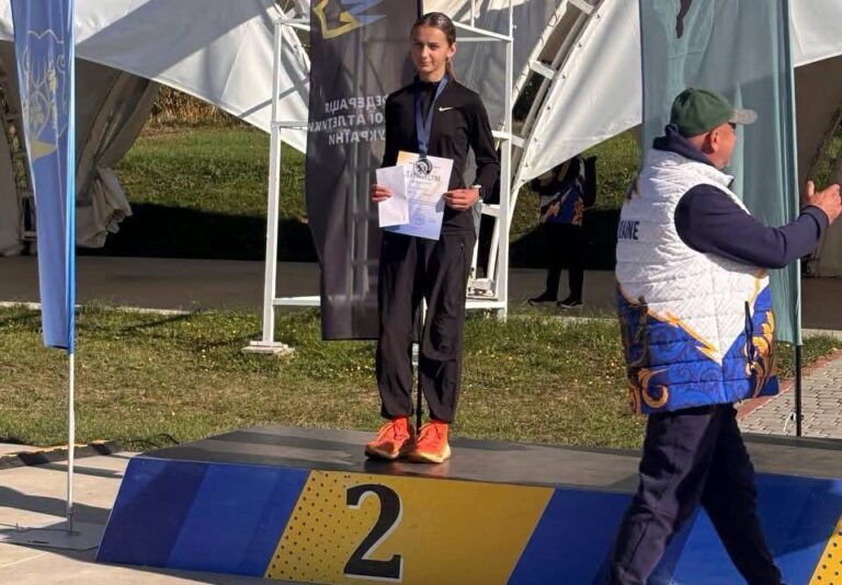 Франківська студентка Марія Олійник здобула срібло на чемпіонаті України з легкоатлетичного кросу (ФОТОФАКТ)