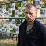 Звільнений з полону коломиянин Андрій Симотюк зняв своє фото зі "Стіни надії" (ВІДЕО)