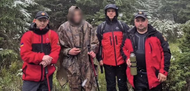 Турист травмував ногу поблизу гори Велика Козьмеска