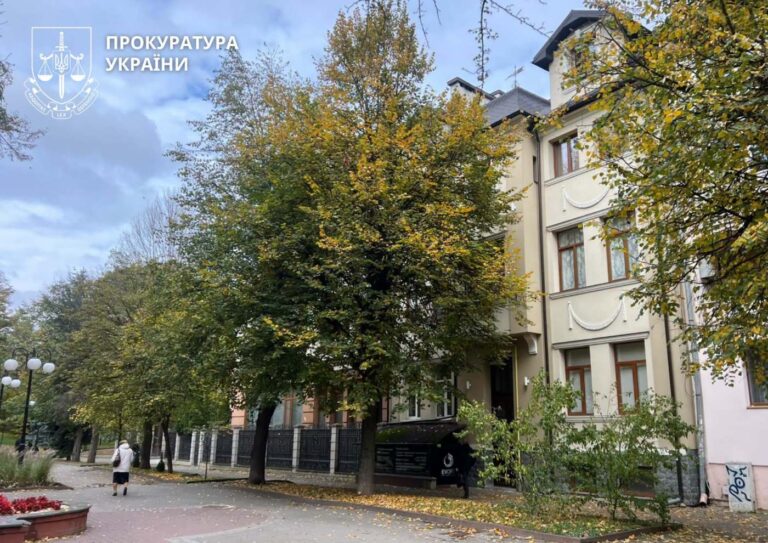 Прокуратура через суд вимагає від власників будинку-пам’ятки на Валовій у Франківську укласти охоронні договори