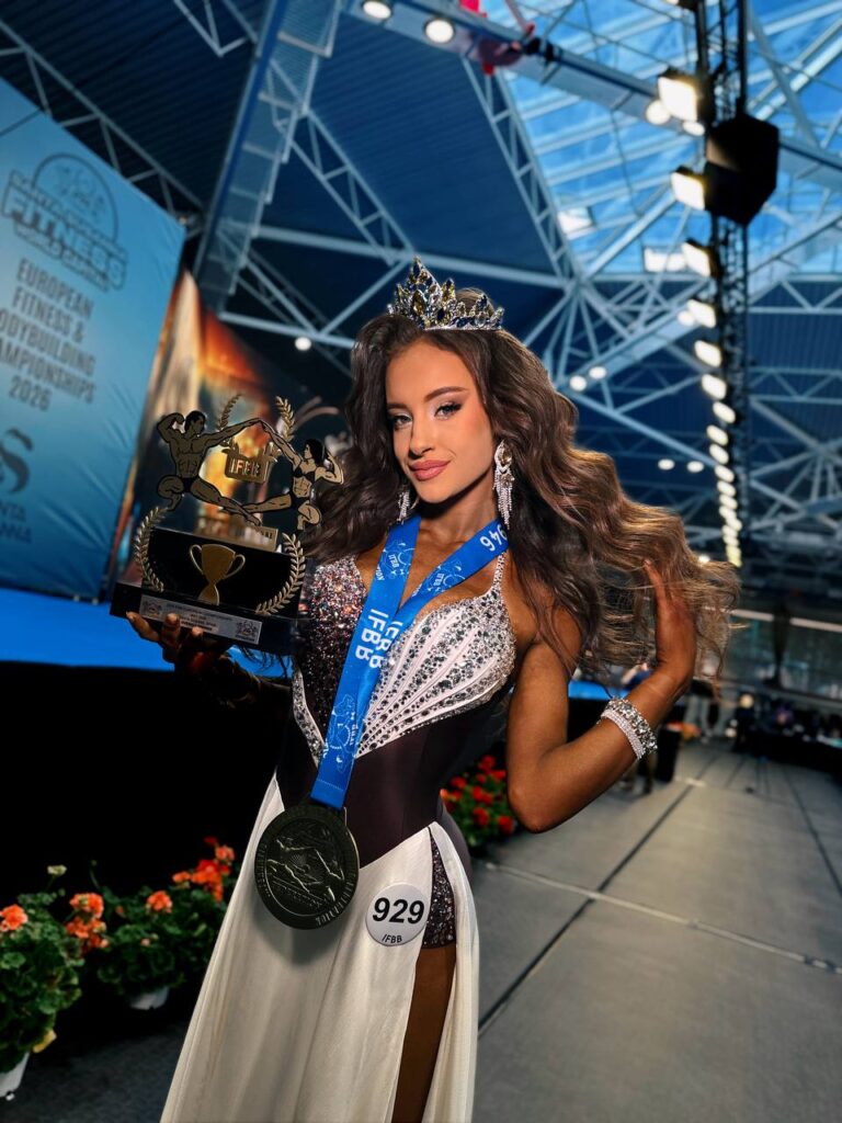 Франківська студентка стала абсолютною чемпіонкою Європи з бодибілдингу серед юніорів (ФОТО)