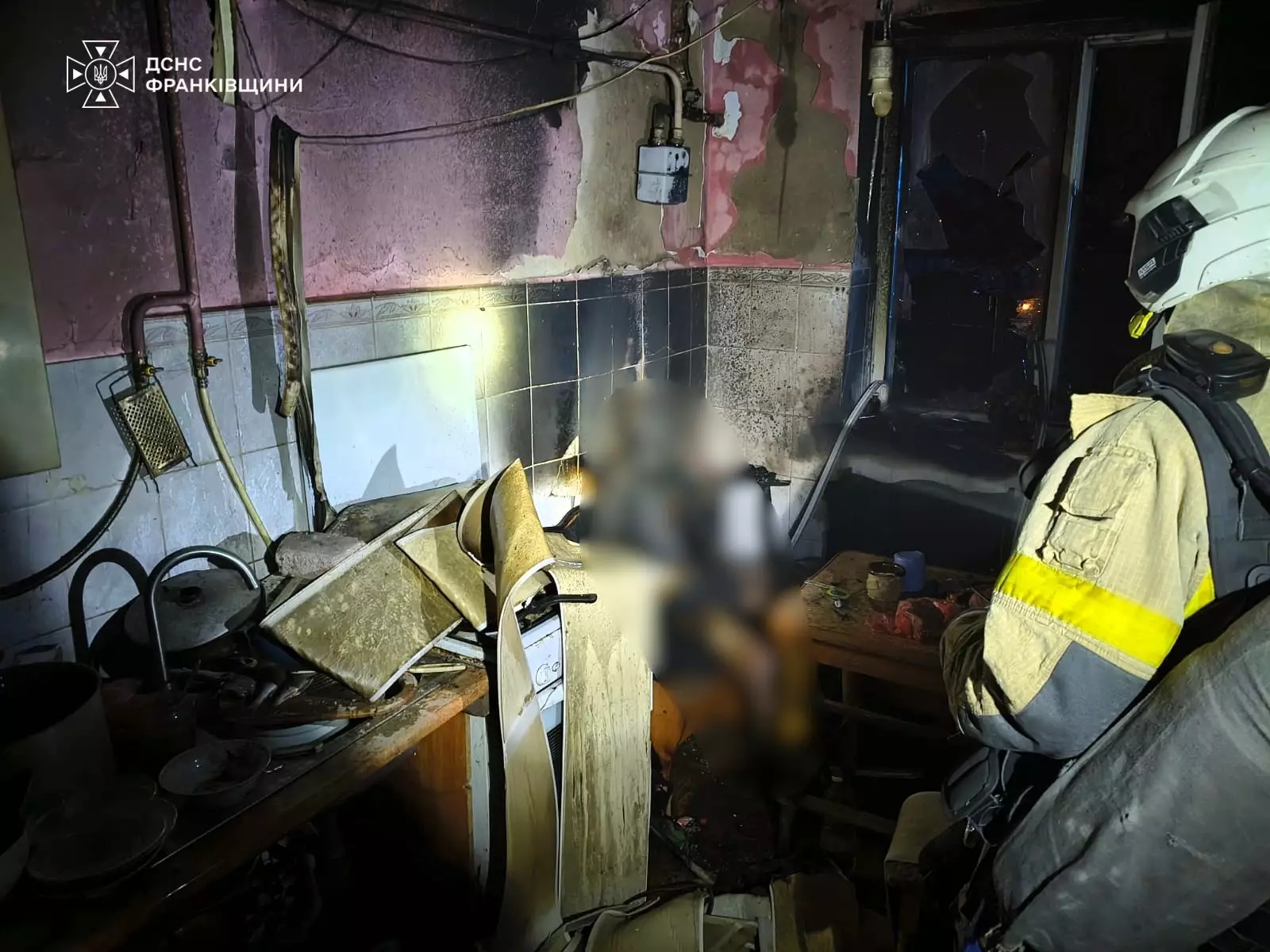 У Підпечерах під час пожежі в житловому будинку виявили тіло 55-річного чоловіка (ФОТОФАКТ)
