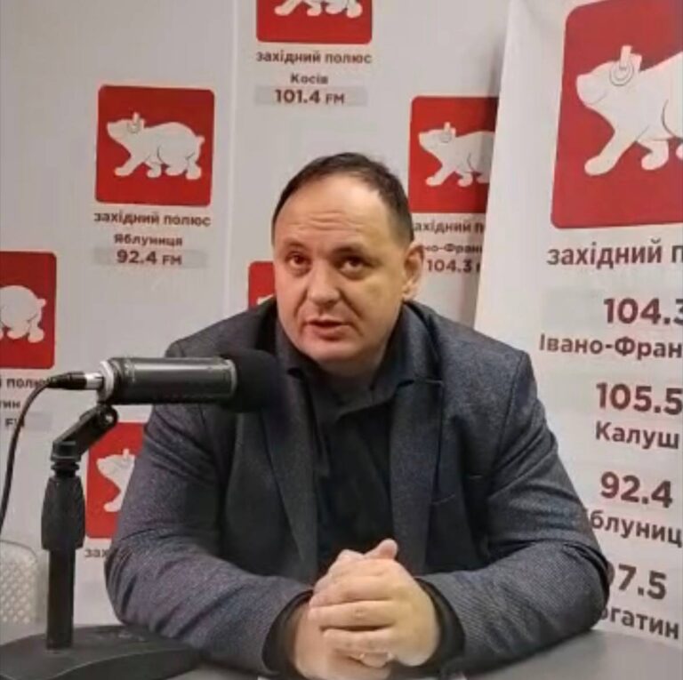 Оплату за бетонні зупинки-укриття блокує казначейство, каже Марцінків