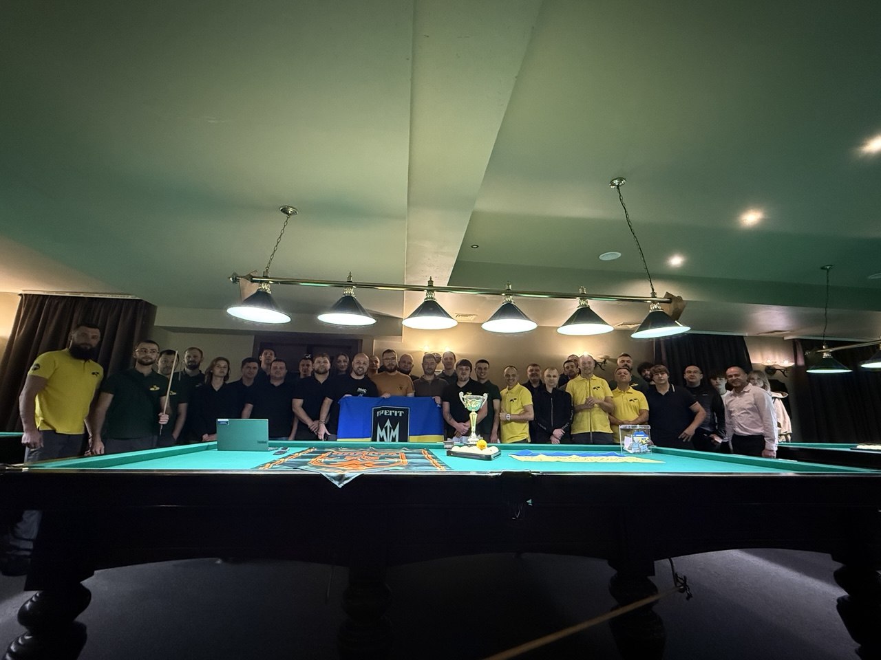 У Франківську відбувся чемпіонат області з більярду “BASE CAR SPA”: зібрали понад 25 тисяч грн для бригади «Ґреґіт» (ФОТО)