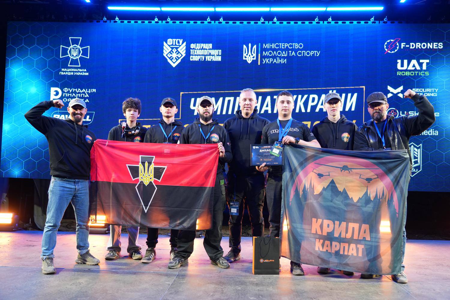 Дві команди з Прикарпаття увійшли до топ-10 Чемпіонату України з технологічного спорту (ФОТО)