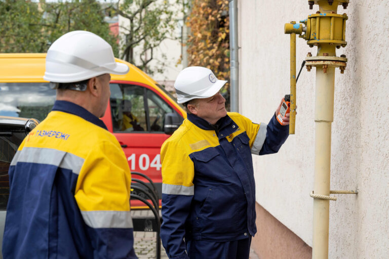 Майже 22 тисячі викликів і 300 тисяч кілометрів: як працює газова аварійна служба на Прикарпатті
